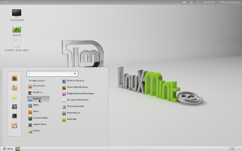 LinuxMint12_Desktop